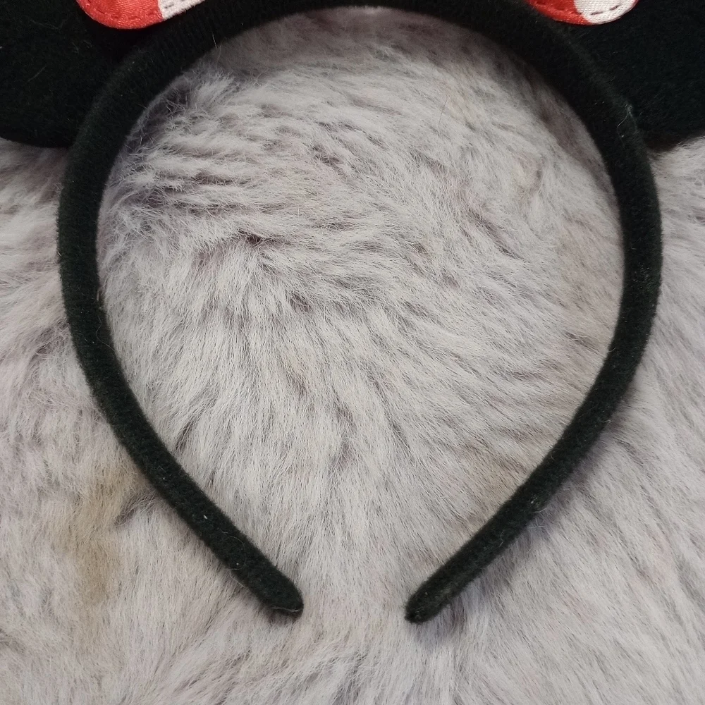 Minnie Mouse Walt Disney World Black Velvet Headband